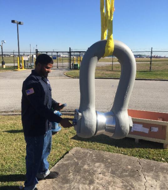 Inspection of new 400 metric ton load shackle at Hydro-Wates’ Houston facility.